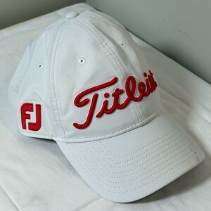 Titleist Pro V1 White Golf Hat Cap with Red Embroidery